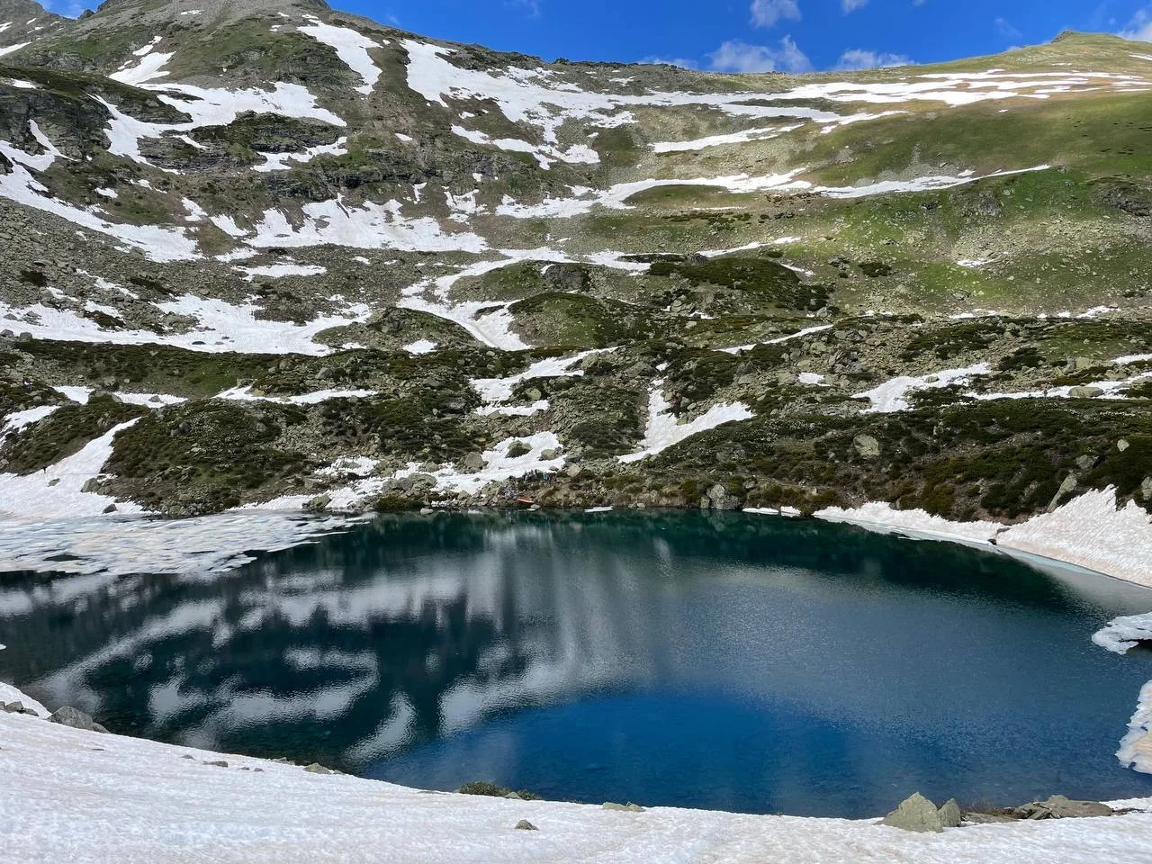 Jeep tour to Dukka lakes — Dukka lakes and Arkhyz mountain terrain