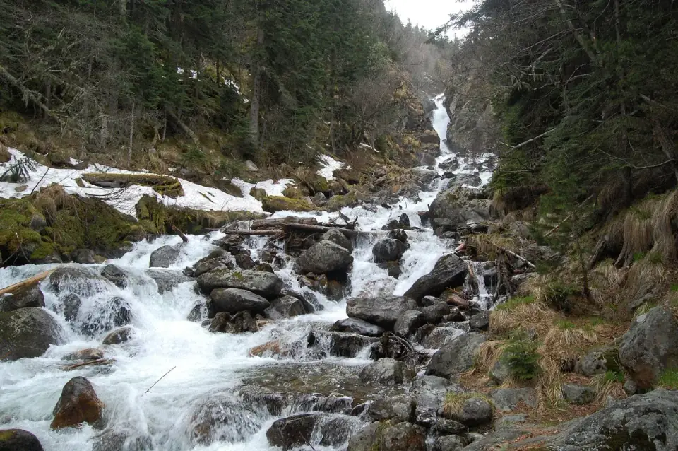 White waterfalls — snowmobile route thumbnail 5