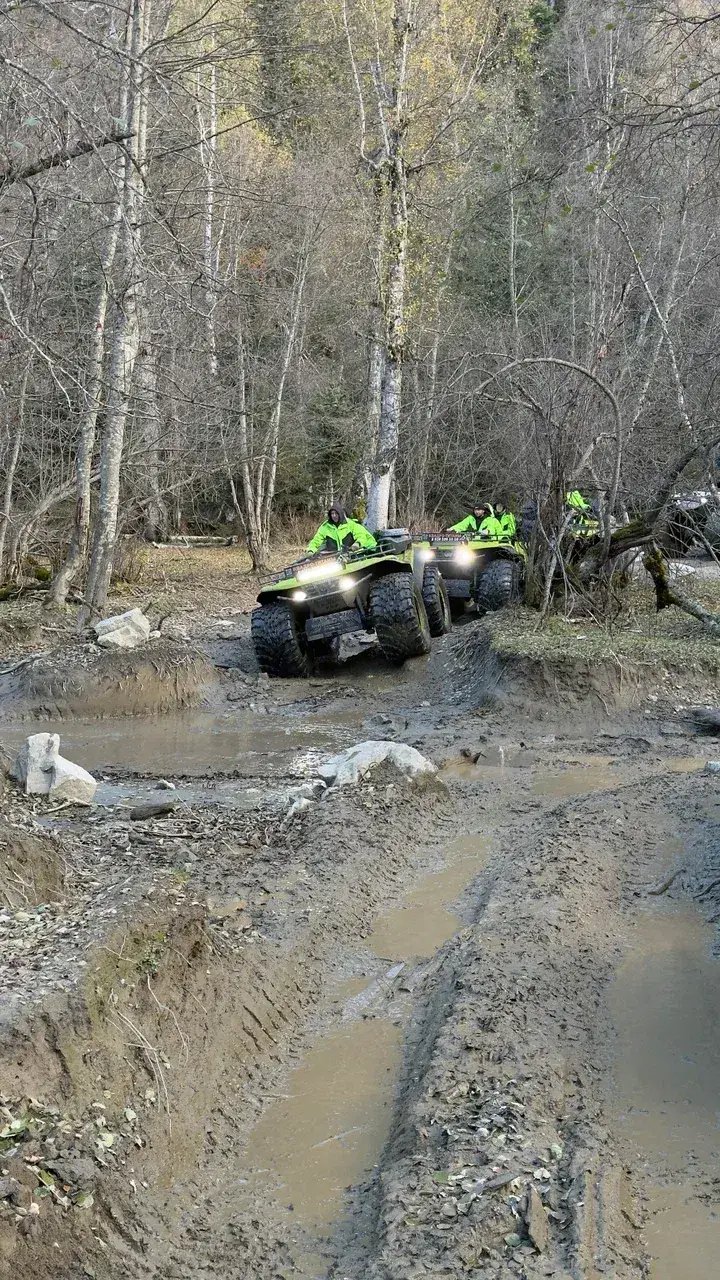 Квадроцикл-болотоход — Безымянное озеро — фото квадроцикла у Безымянного озера, Архыз, фото 1
